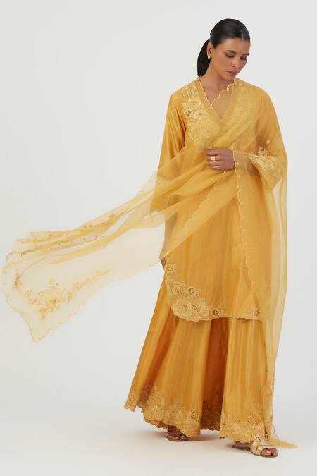 Lajjoo C Yellow Organza Embroidery Ditsy Dot Nira Florence Dupatta Online at Aza Fashions Lajjoo C_Yellow Organza Embroidery Ditsy Dot Nira Florence Dupatta _Online_at_Aza_Fashions