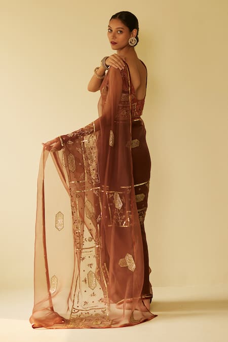 Sarang Kaur Meera Embroidered Saree With Unstitched Blouse Piece 