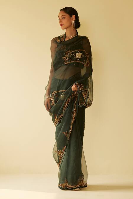 Sarang Kaur Green Organza, Velvet Embroidery Dareecha Saree With Unstitched Blouse Piece at Aza Fashions Sarang Kaur_Green Organza, Velvet Embroidery Dareecha Saree With Unstitched Blouse Piece _at_Aza_Fashions