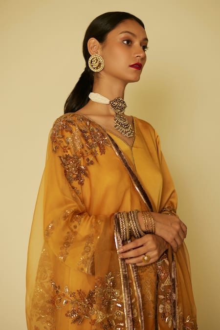 Shop Sarang Kaur Yellow Organza, Silk Embroidery Arya Hand Dupatta Online at Aza Fashions Shop_Sarang Kaur_Yellow Organza, Silk Embroidery Arya Hand Dupatta _Online_at_Aza_Fashions