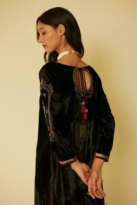 Buy Sarang Kaur Black Velvet, Muslin, Silk Embroidery Split V-neck Dareecha Kurta And Pant Set Online at Aza Fashions Buy_Sarang Kaur_Black Velvet, Muslin, Silk Embroidery Split V-neck Dareecha Kurta And Pant Set _Online_at_Aza_Fashions