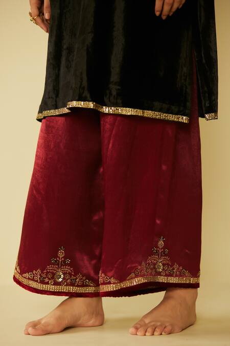 Sarang Kaur Black Velvet, Muslin, Silk Embroidery Split V-neck Dareecha Kurta And Pant Set at Aza Fashions Sarang Kaur_Black Velvet, Muslin, Silk Embroidery Split V-neck Dareecha Kurta And Pant Set _at_Aza_Fashions
