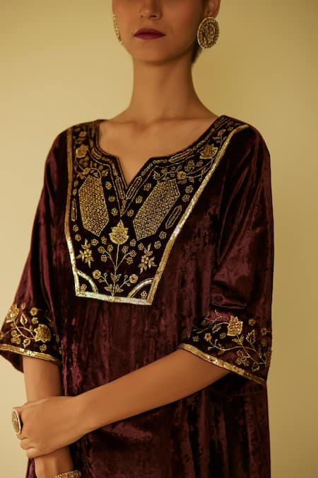 Sarang Kaur Purple Velvet, Muslin, Silk Embroidery Split V-neck Meera Kurta And Pant Set at Aza Fashions Sarang Kaur_Purple Velvet, Muslin, Silk Embroidery Split V-neck Meera Kurta And Pant Set _at_Aza_Fashions