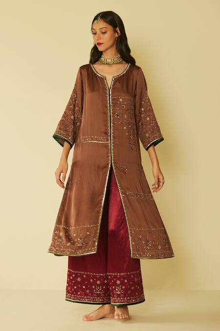 Sarang Kaur Farida Embroidered Kurta & Pant Set 