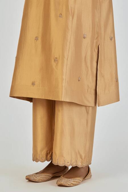 Shop Lajjoo C Yellow Silk Embroidered Marodi Round Indrani Kurta With Pant Online at Aza Fashions Shop_Lajjoo C_Yellow Silk Embroidered Marodi Round Indrani Kurta With Pant _Online_at_Aza_Fashions