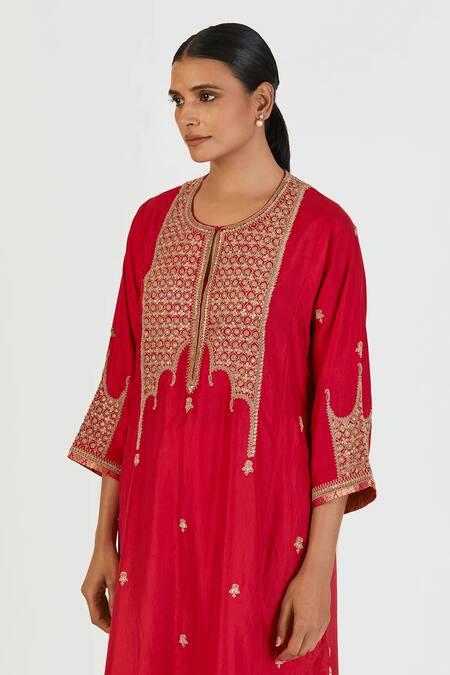 Buy_Lajjoo C_Red Silk Embroidered Marodi Round Indrani Kurta With Pant _Online_at_Aza_Fashions
