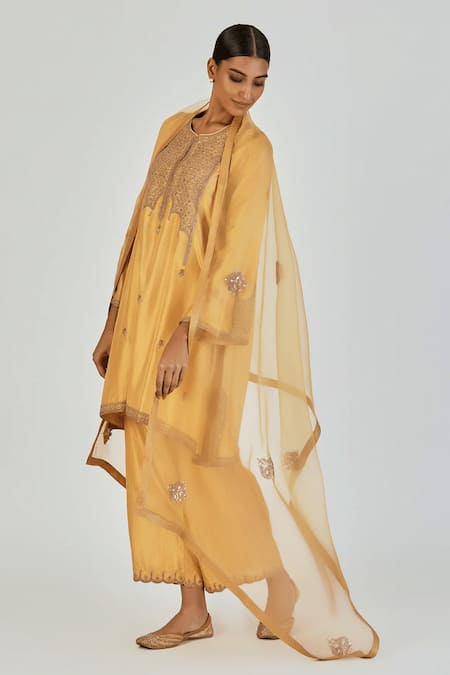 Lajjoo C Yellow Silk Embroidered Marodi Round Indrani Floral Kurta With Pant Online at Aza Fashions Lajjoo C_Yellow Silk Embroidered Marodi Round Indrani Floral Kurta With Pant _Online_at_Aza_Fashions