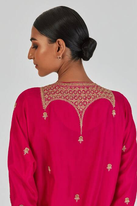 Buy Lajjoo C Red Silk Embroidered Marodi Round Indrani Sequin Embellished Kurta With Pant Online at Aza Fashions Buy_Lajjoo C_Red Silk Embroidered Marodi Round Indrani Sequin Embellished Kurta With Pant _Online_at_Aza_Fashions
