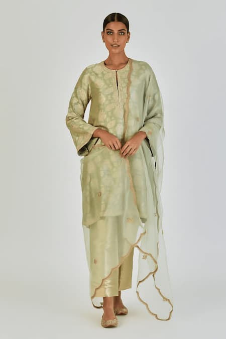 Lajjoo C Green Brocade Woven Marodi Round Damini Embroidered Kurta With Pant 