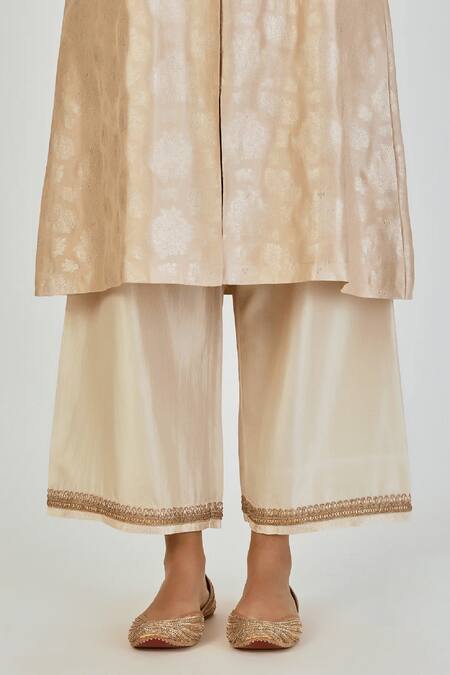 Lajjoo C_Ivory Brocade Woven Marodi Mandarin Collar Razia Silk Floral Kurta With Pant _Online_at_Aza_Fashions