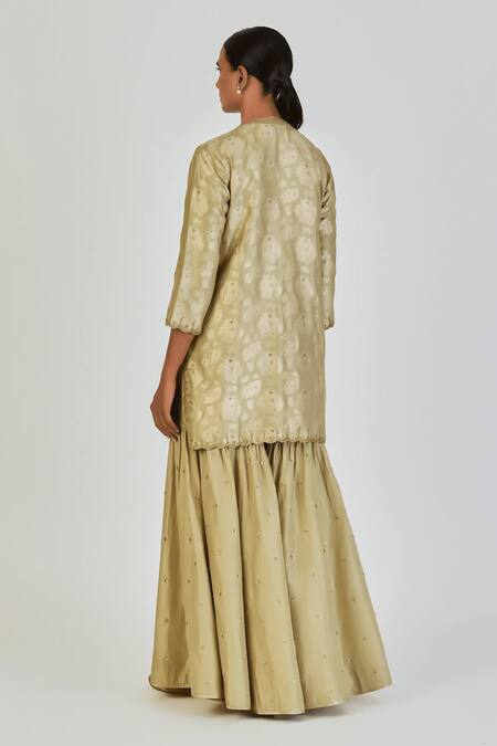 Lajjoo C Green Brocade Woven Marodi V-neck Sureeli Floral Kurta With Sharara Online at Aza Fashions Lajjoo C_Green Brocade Woven Marodi V-neck Sureeli Floral Kurta With Sharara _Online_at_Aza_Fashions