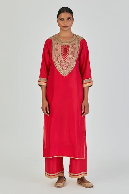 Lajjoo C Red Silk Embroidery Marodi Round Aiza Floral Arch Yoke Kurta With Palazzo 