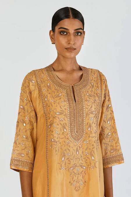 Buy Lajjoo C Gold Silk Embroidery Marodi U Neck Ronak Gul Vine Kurta With Palazzo Online at Aza Fashions Buy_Lajjoo C_Gold Silk Embroidery Marodi U Neck Ronak Gul Vine Kurta With Palazzo _Online_at_Aza_Fashions
