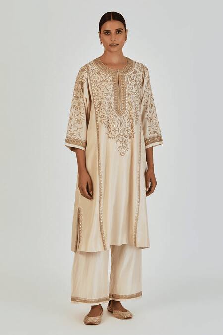 Buy Lajjoo C Ivory Silk Embroidery Marodi U Neck Ronak Gullista Vine Kurta With Palazzo Online at Aza Fashions Buy_Lajjoo C_Ivory Silk Embroidery Marodi U Neck Ronak Gullista Vine Kurta With Palazzo _Online_at_Aza_Fashions