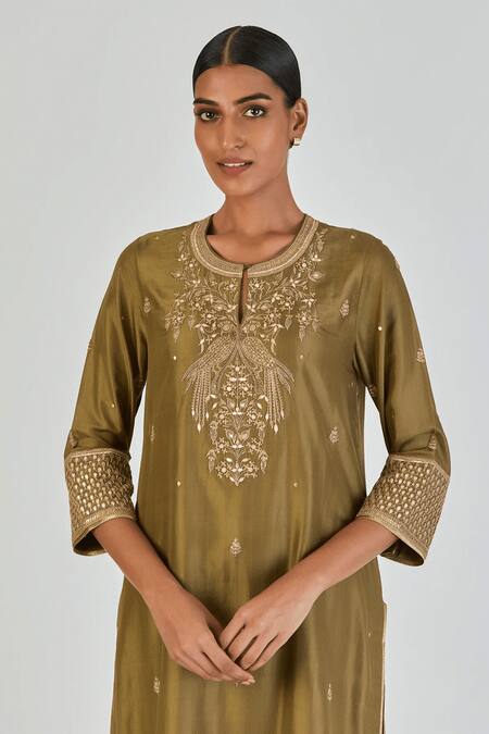 Buy_Lajjoo C_Green Silk Embroidery Marodi U Neck Nida Parakeet Kurta With Palazzo _Online_at_Aza_Fashions
