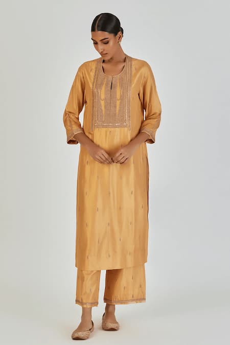 Lajjoo C Shrisha Tendril Embroidered Kurta With Palazzo 