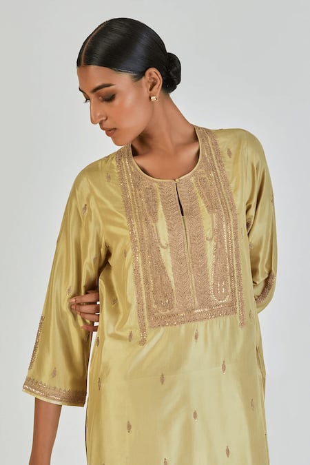 Buy_Lajjoo C_Green Silk Embroidery Marodi U Neck Shrisha Twiner Vine Kurta With Palazzo 