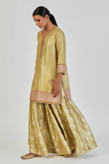 Shop_Lajjoo C_Green Silk Embroidery Marodi Round Almas Clover Jaal Kurta With Sharara _Online_at_Aza_Fashions