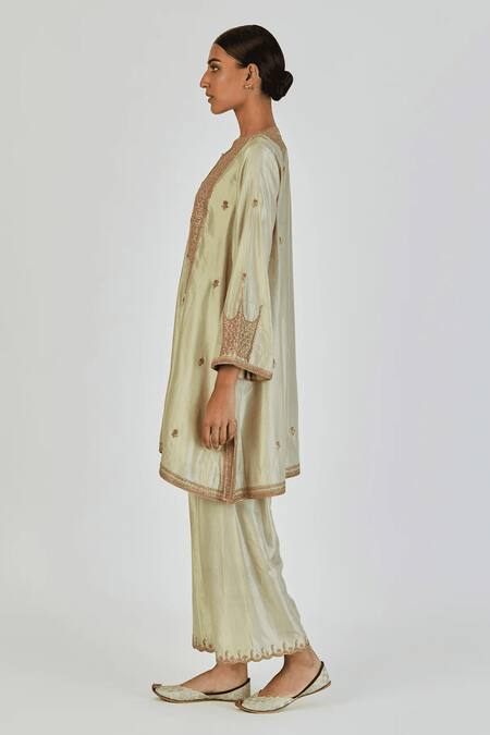 Buy_Lajjoo C_Green Silk Embroidery Marodi U Neck Indrani Torana Jaal Kurta With Palazzo _Online_at_Aza_Fashions