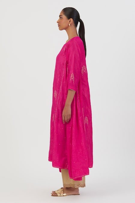 Buy Lajjoo C Fuchsia Silk Embroidered Parrot Round Sujata Kurta And Pant Set Online at Aza Fashions Buy_Lajjoo C_Fuchsia Silk Embroidered Parrot Round Sujata Kurta And Pant Set _Online_at_Aza_Fashions