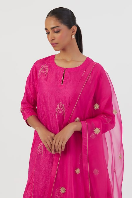Shop Lajjoo C Fuchsia Silk Embroidered Parrot Round Sujata Kurta And Pant Set Online at Aza Fashions Shop_Lajjoo C_Fuchsia Silk Embroidered Parrot Round Sujata Kurta And Pant Set _Online_at_Aza_Fashions