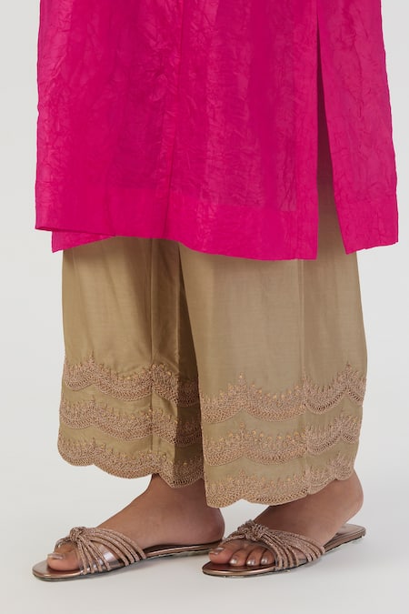 Shop_Lajjoo C_Fuchsia Silk Embroidered V Neck Meer Kurta And Scalloped Hem Pant Set _Online_at_Aza_Fashions