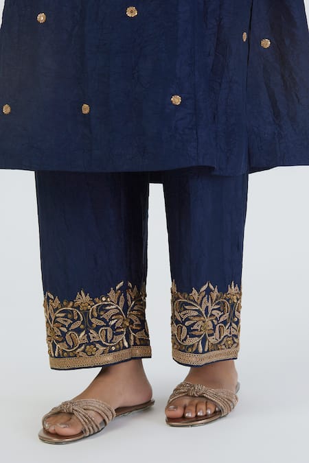 Lajjoo C_Blue Silk Embroidered Zardozi Notched Zara Kurta And Pant Set _Online_at_Aza_Fashions