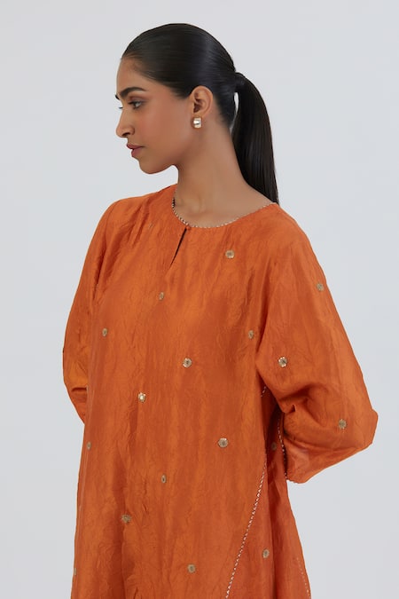 Buy_Lajjoo C_Orange Silk Embroidered Zardozi Round Meer Floral Kurta And Pant Set _Online_at_Aza_Fashions