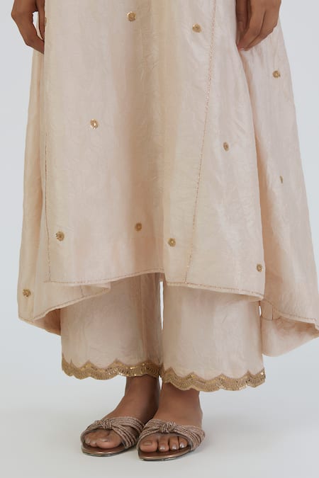 Lajjoo C_Ivory Silk Embroidered Zardozi Round Meer Floral Kurta And Pant Set _at_Aza_Fashions