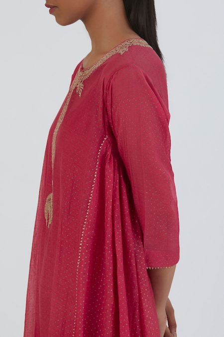 Buy_Lajjoo C_Coral Chanderi, Silk Zari, Embroidery Round Neck Jaya Yoke Kurta And Pant Set _Online_at_Aza_Fashions