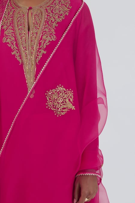 Shop_Lajjoo C_Fuchsia Chiffon, Silk Zari Round Neck Haya Embroidered Yoke Kurta And Pant Set _Online_at_Aza_Fashions