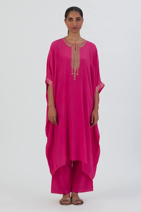 Buy_Lajjoo C_Fuchsia Kurta- Crepe Embroidered Zardozi Round Kaftan And Pant Set _Online_at_Aza_Fashions