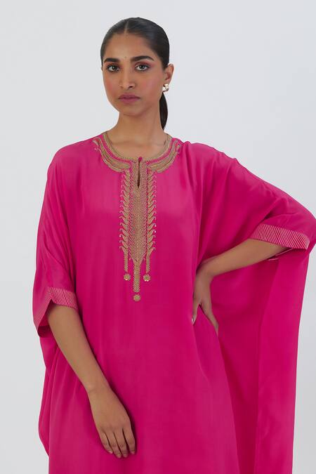 Shop_Lajjoo C_Fuchsia Kurta- Crepe Embroidered Zardozi Round Kaftan And Pant Set _Online_at_Aza_Fashions