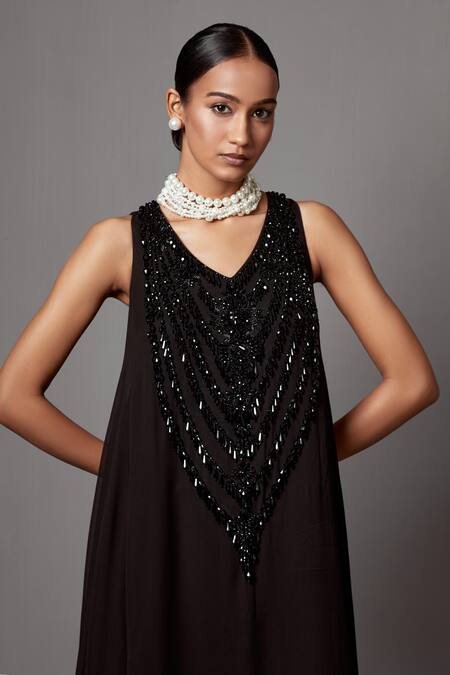Buy_Mala And Kinnary_Black Georgette Embellished Crystal V-neck Bead Scallop Pattern Gown _Online_at_Aza_Fashions