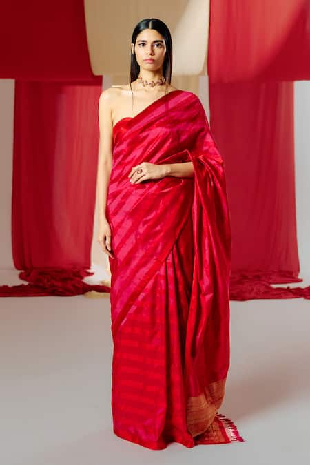 Ekaya Silk Flower Stripe Woven Saree With Unstitched Blouse Piece 