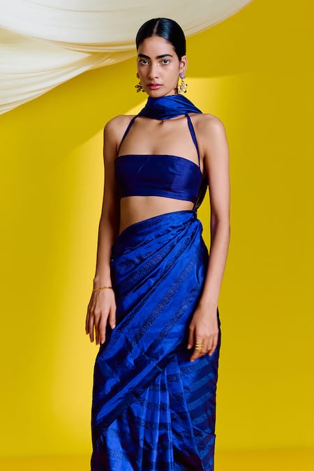 Buy_Ekaya Banaras_Blue Silk Embroidery Flower Stripe Pattern Saree With Unstitched Blouse Piece _Online_at_Aza_Fashions