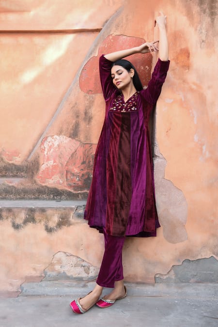 Buy Nuhh Purple Velvet Crystals V-neck Embellished Yoke Anarkali With Pant Online at Aza Fashions Buy_Nuhh_Purple Velvet Crystals V-neck Embellished Yoke Anarkali With Pant _Online_at_Aza_Fashions
