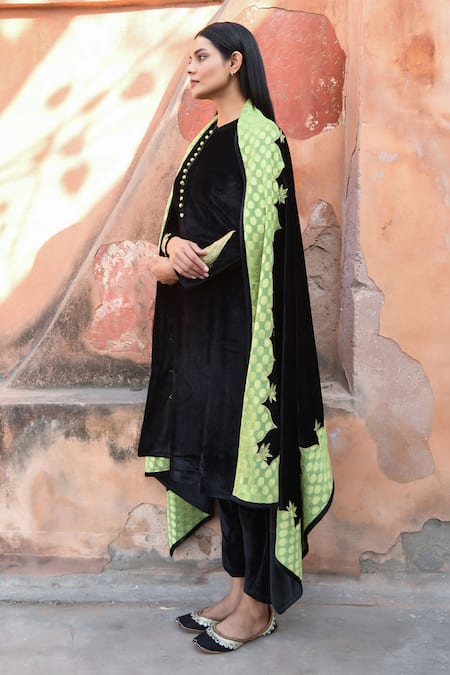 NUHH_Black Velvet, Georgette Applique Paisley Patch Embroidered Kurta Pant Set _Online_at_Aza_Fashions