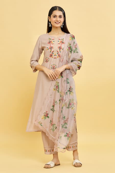 Samyukta Singhania Botanical Floral Embroidered Yoke Kurta Pant Set 