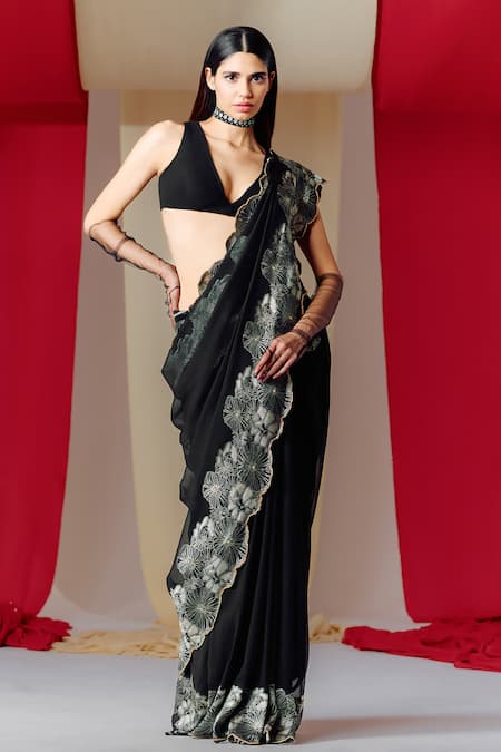 Ekaya Floral Cutwork Border Woven Saree With Unstitched Blouse Piece 