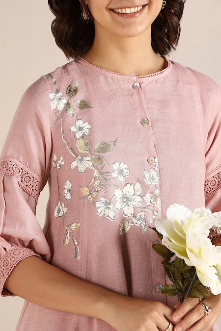 Buy_Kaveri_Pink Linen Lace, Embroidery Round Camellia Asymmetric Printed Kurta With Pant 