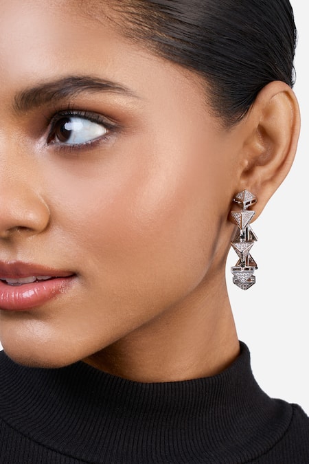 ISHARYA Chrome Pyramid Studded Hoops 