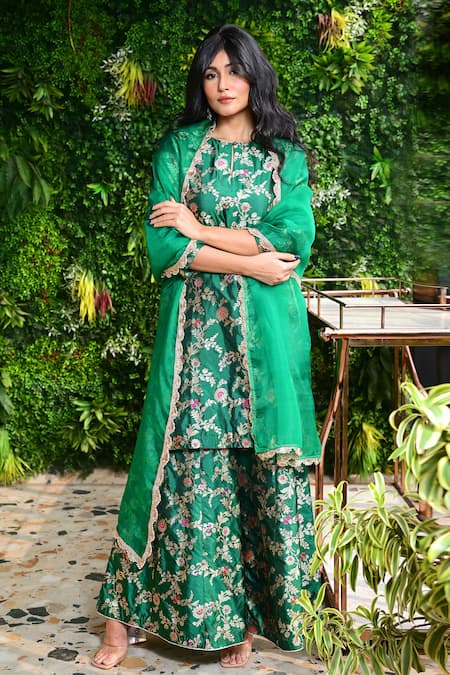 Shop_Vishwa By Pinki Sinha_Green Silk, Brocade Zari Round Neck Banarsi Kurta Sharara Set _Online_at_Aza_Fashions