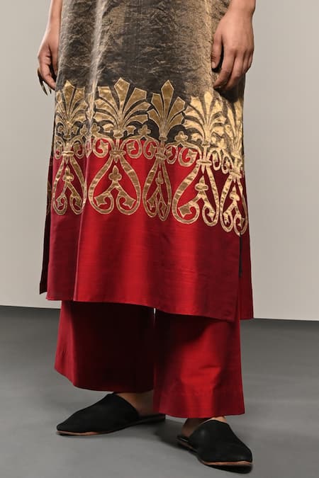 Shop_Taika By Poonam Bhagat_Gold Cotton, Silk, Chanderi, Tissue Applique Vase Work Kurta And Flared Pant Set _Online_at_Aza_Fashions