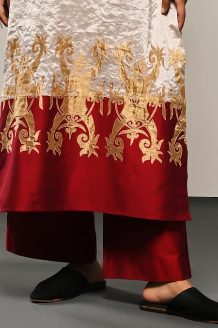 Buy_Taika By Poonam Bhagat_White Chanderi Tissue Horse Applique Work Kurta And Flared Pant Set  _Online_at_Aza_Fashions