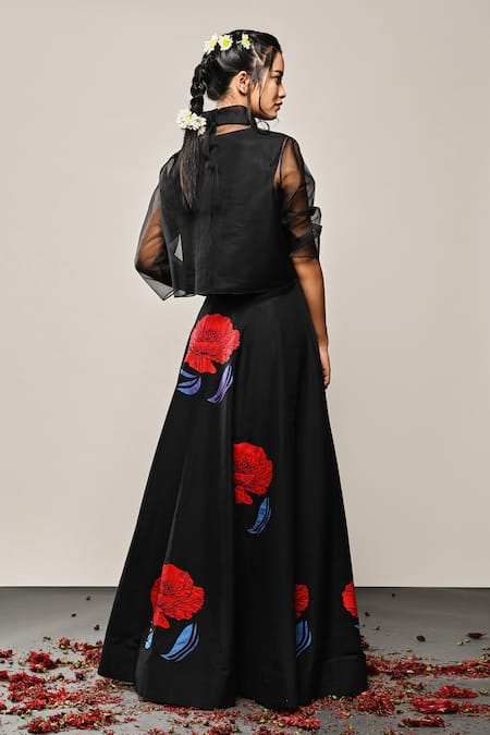 Taika By Poonam Bhagat_Black Organza Embroidery Floral Round Poppy Love Crop Top And Skirt Set  _Online_at_Aza_Fashions