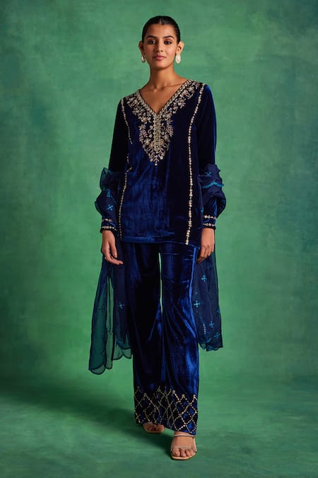 Label Sanya Gulati Silk Velvet Floral Embroidered Kurta Pant Set 