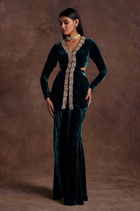 Label Sanya Gulati Silk Velvet Side Cut-Out Kurta With Pant 