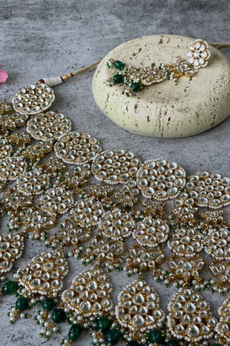 Studio6 Jewels_Green Pearls, Stones Parampara Uncut Pachhi Choker Necklace Set _Online_at_Aza_Fashions