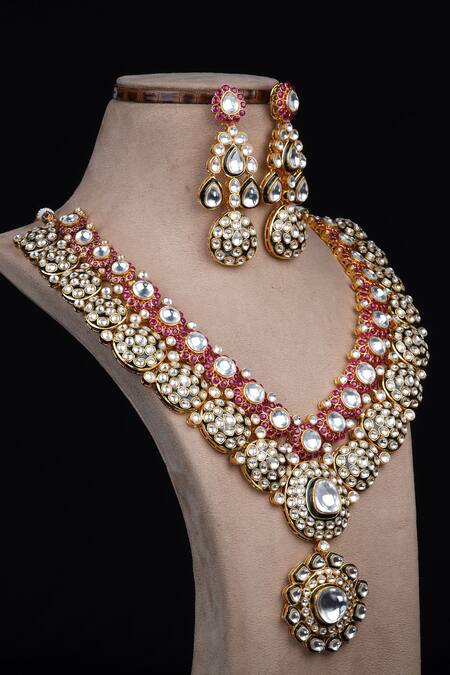 Studio6 Jewels Red Diamonds, Stones Kundan Embellished Pendant Necklace Set Online at Aza Fashions Studio6 Jewels_Red Diamonds, Stones Kundan Embellished Pendant Necklace Set _Online_at_Aza_Fashions